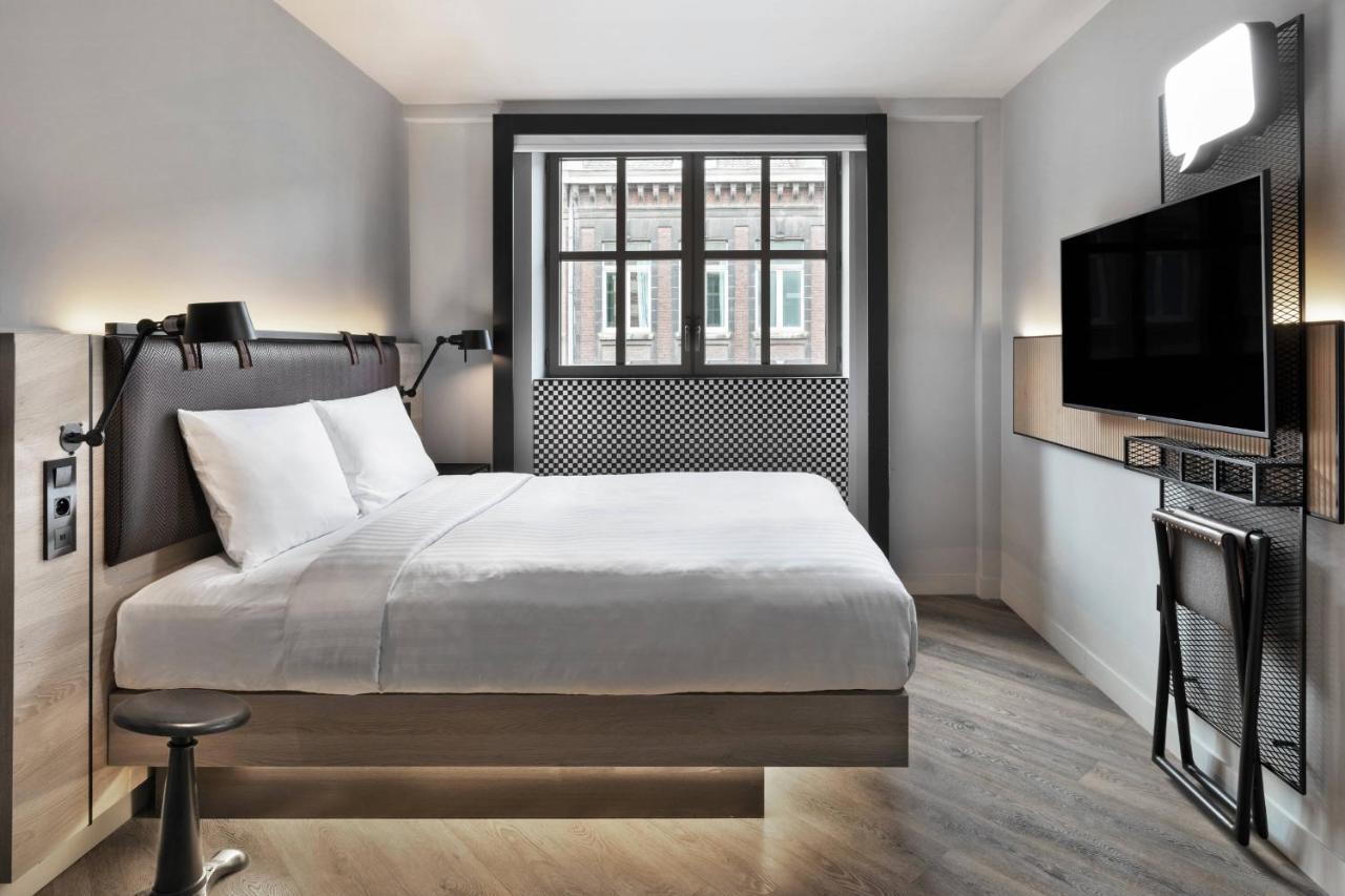 Moxy Lille City Exteriör bild